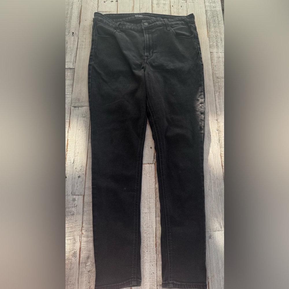 Old Navy Black High-Rise Super Skinny Jeans